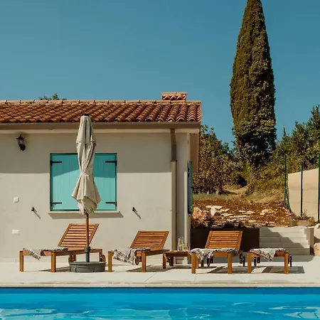 Casa Cavi Istria