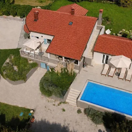 Casa Cavi Istria * Oprtalj